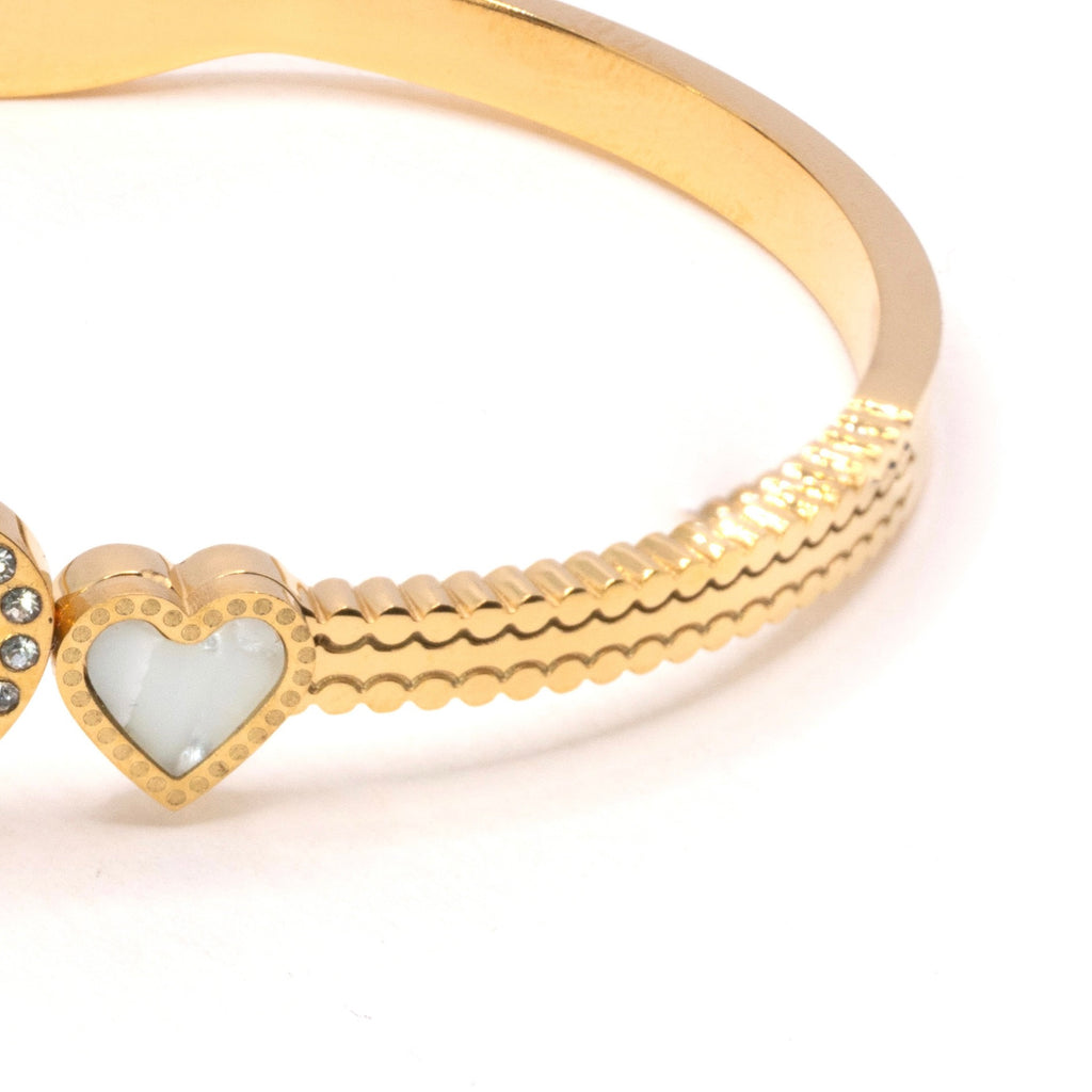 The Golden Hearts Embrace Bracelet