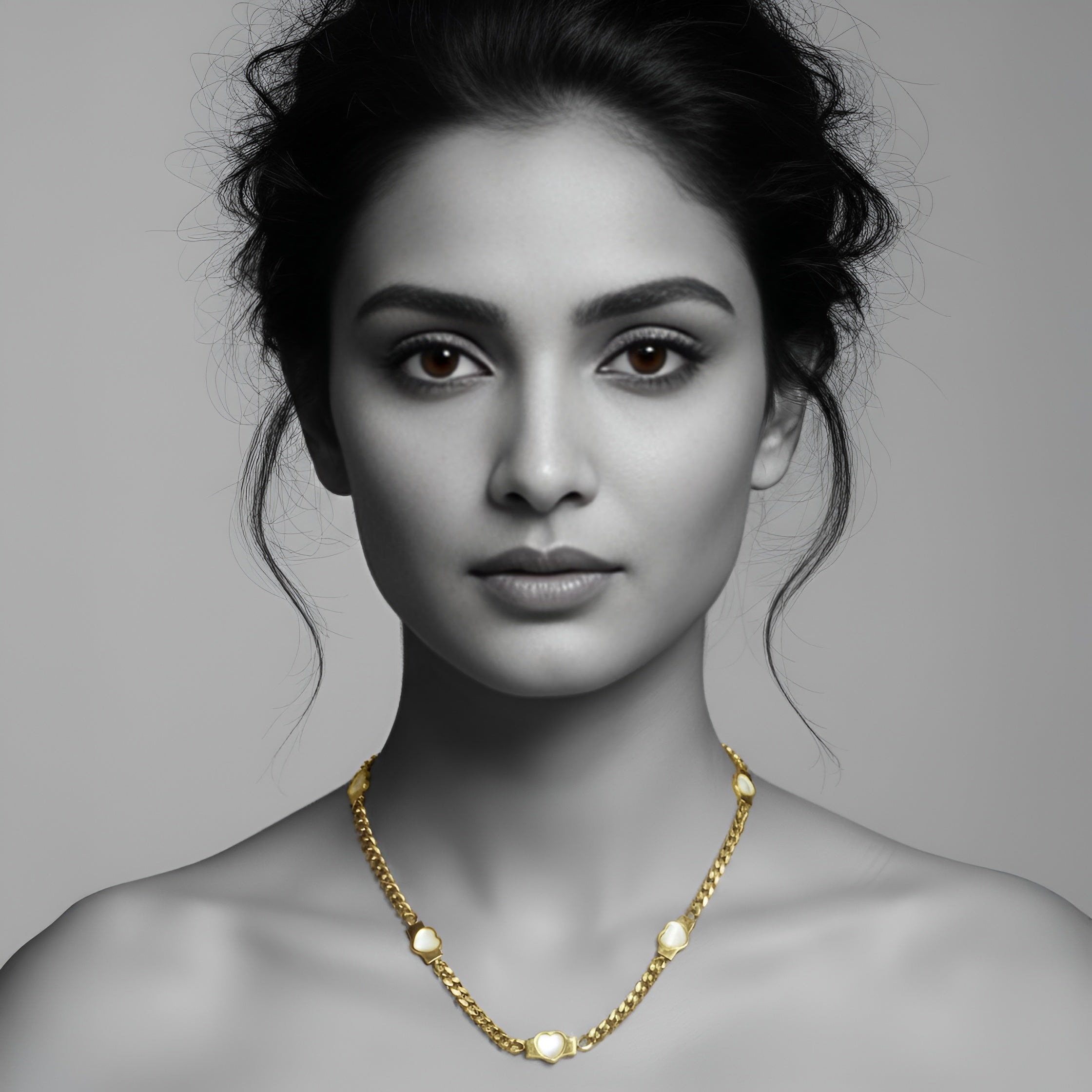 The Golden Heart Link Necklace