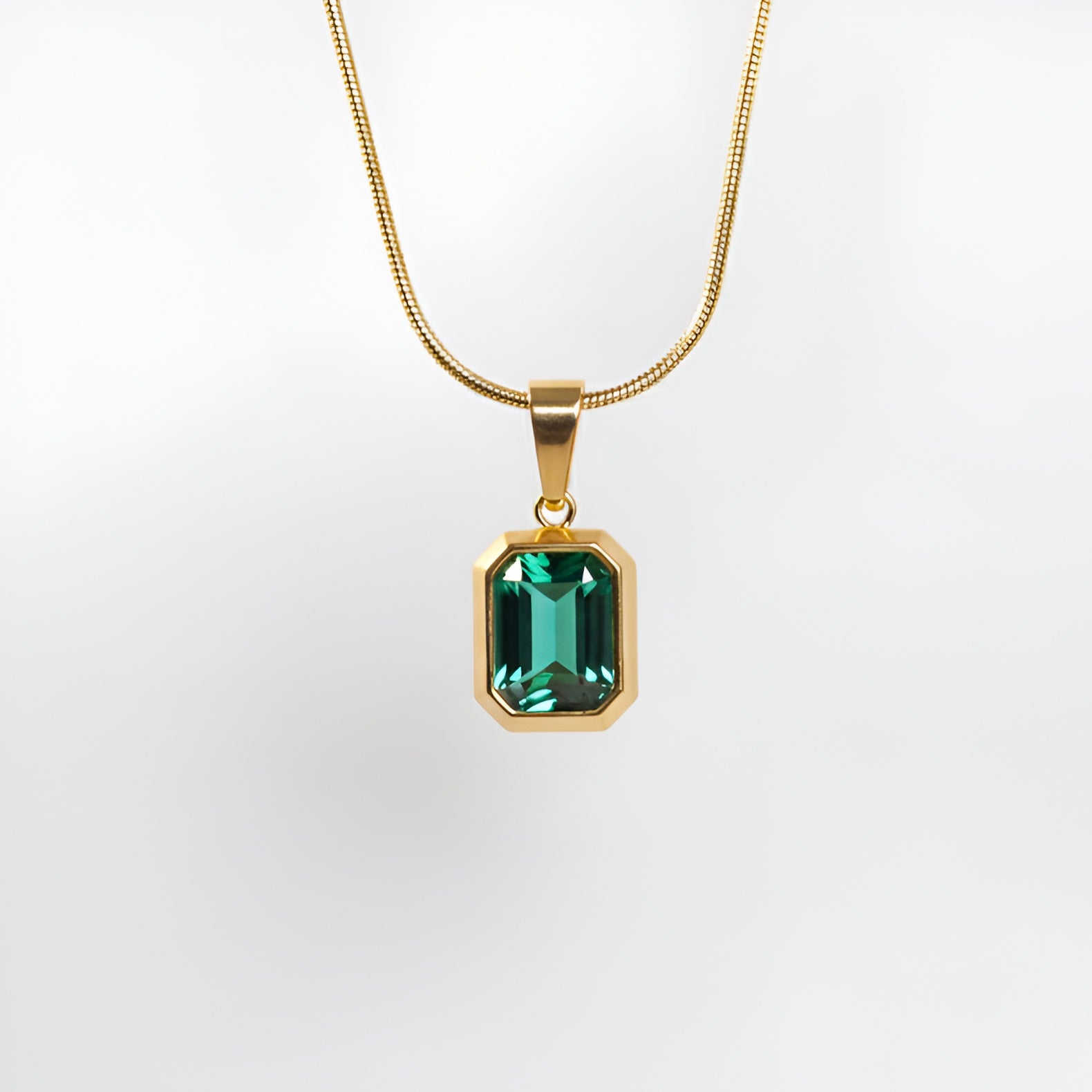 The Emerald Radiance Necklace