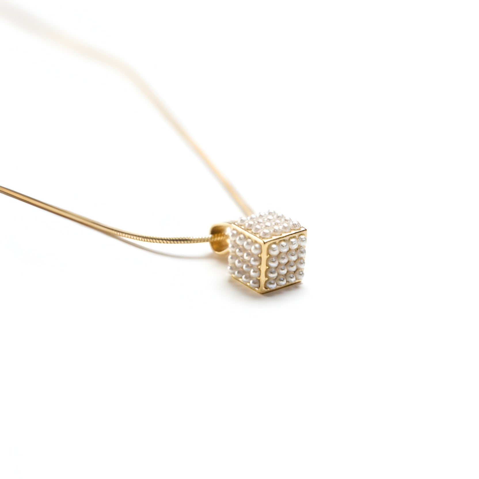 The Pearl Cube Elegance Necklace