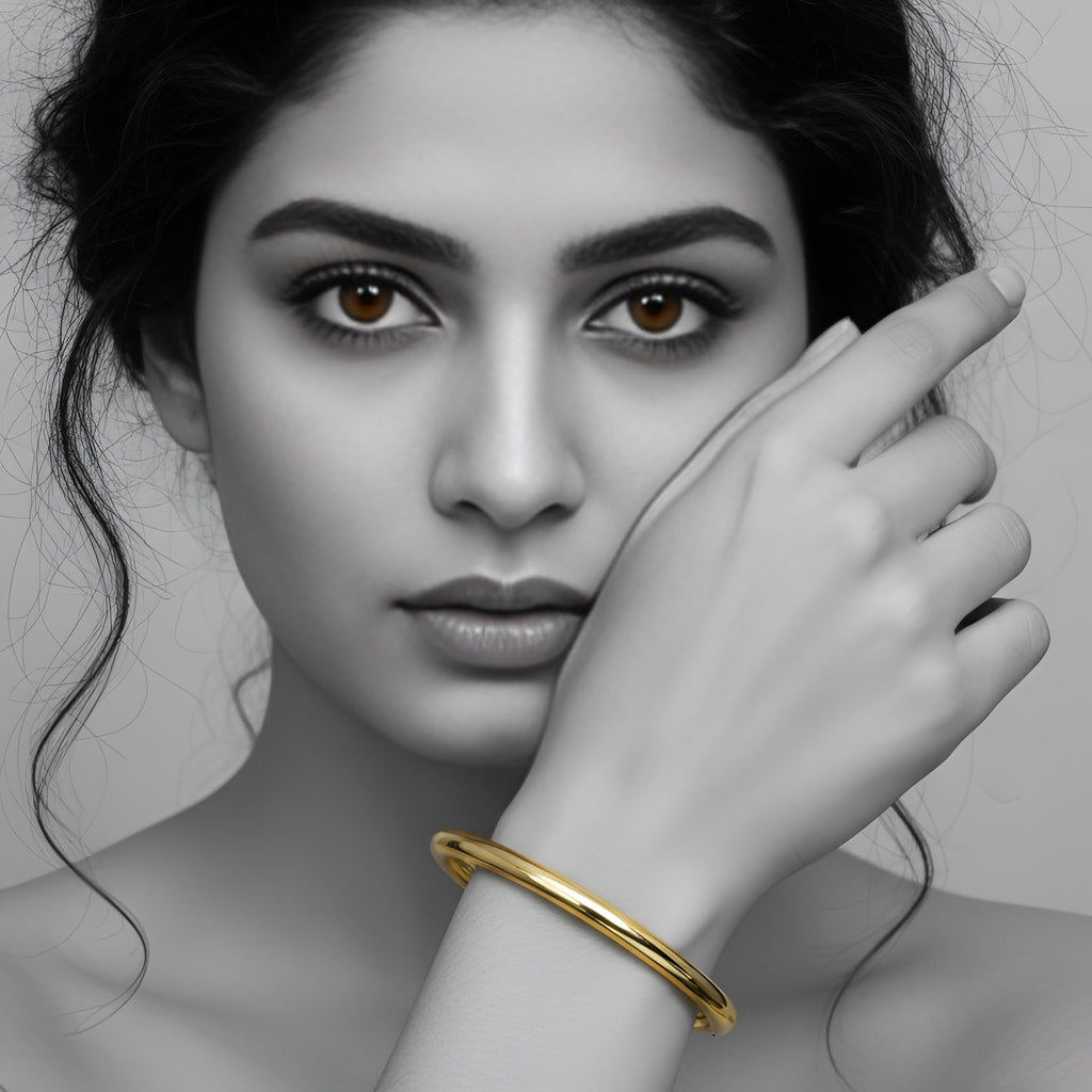 The Classic Gold Bangle