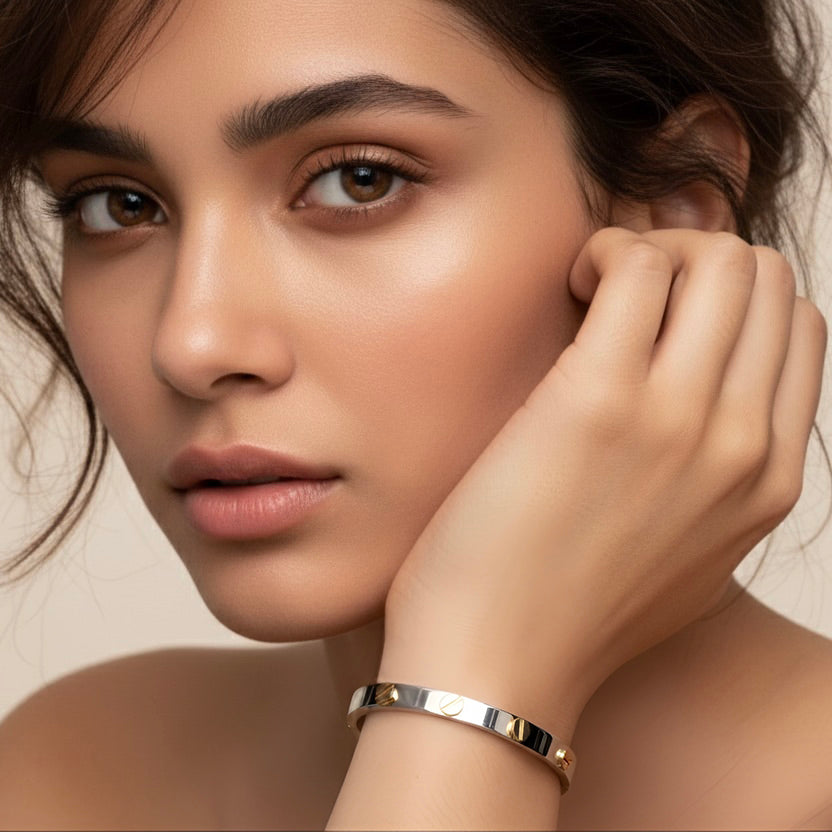 The Luxe Screw Detail Bracelet