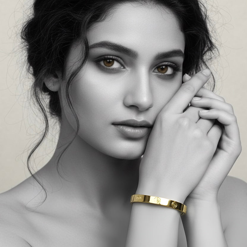 The Regal Emblem Bracelet