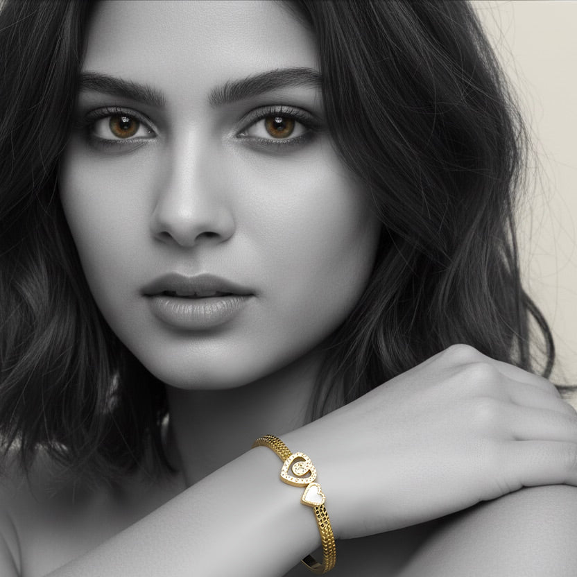 The Golden Hearts Embrace Bracelet