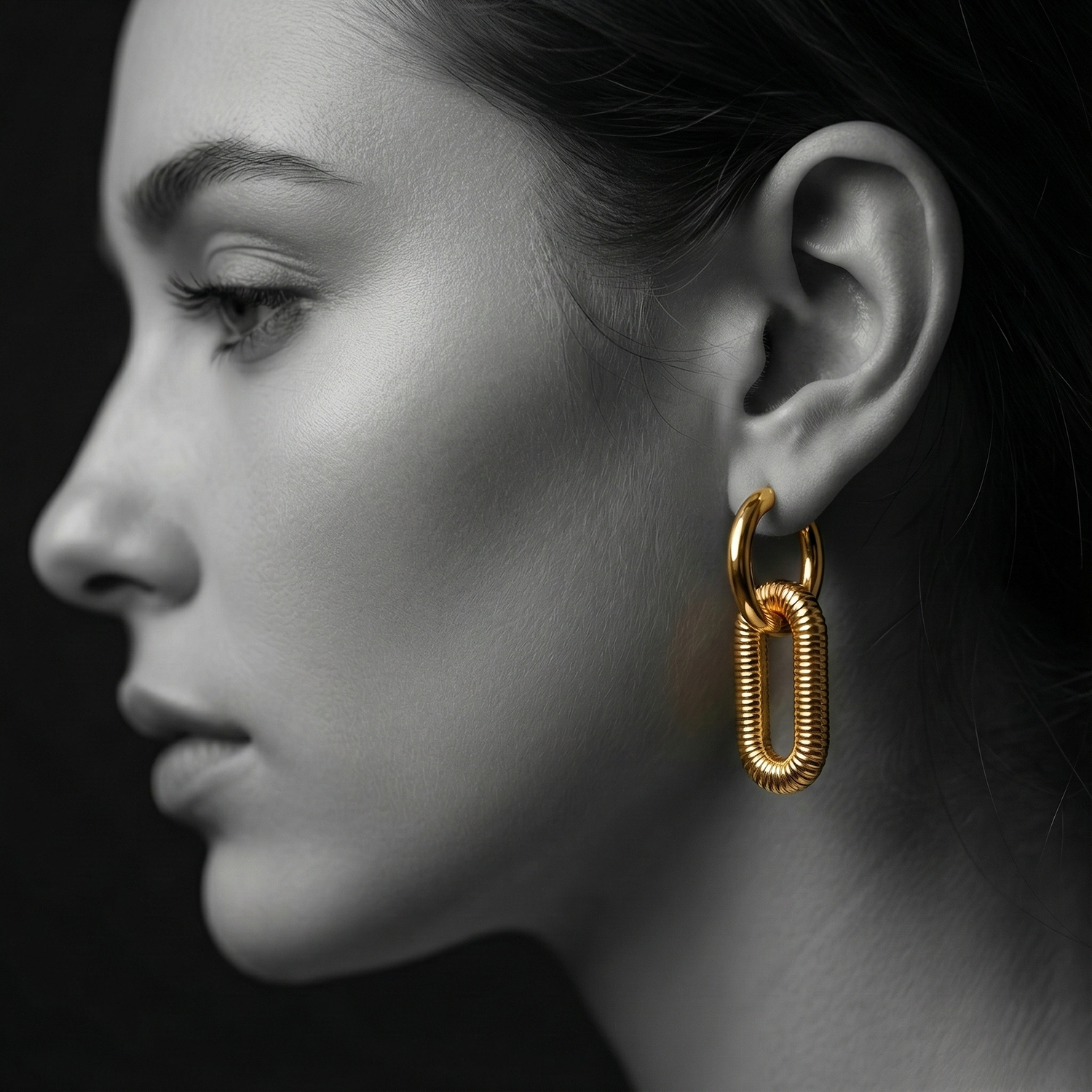 The Linked Aura Drop Earrings