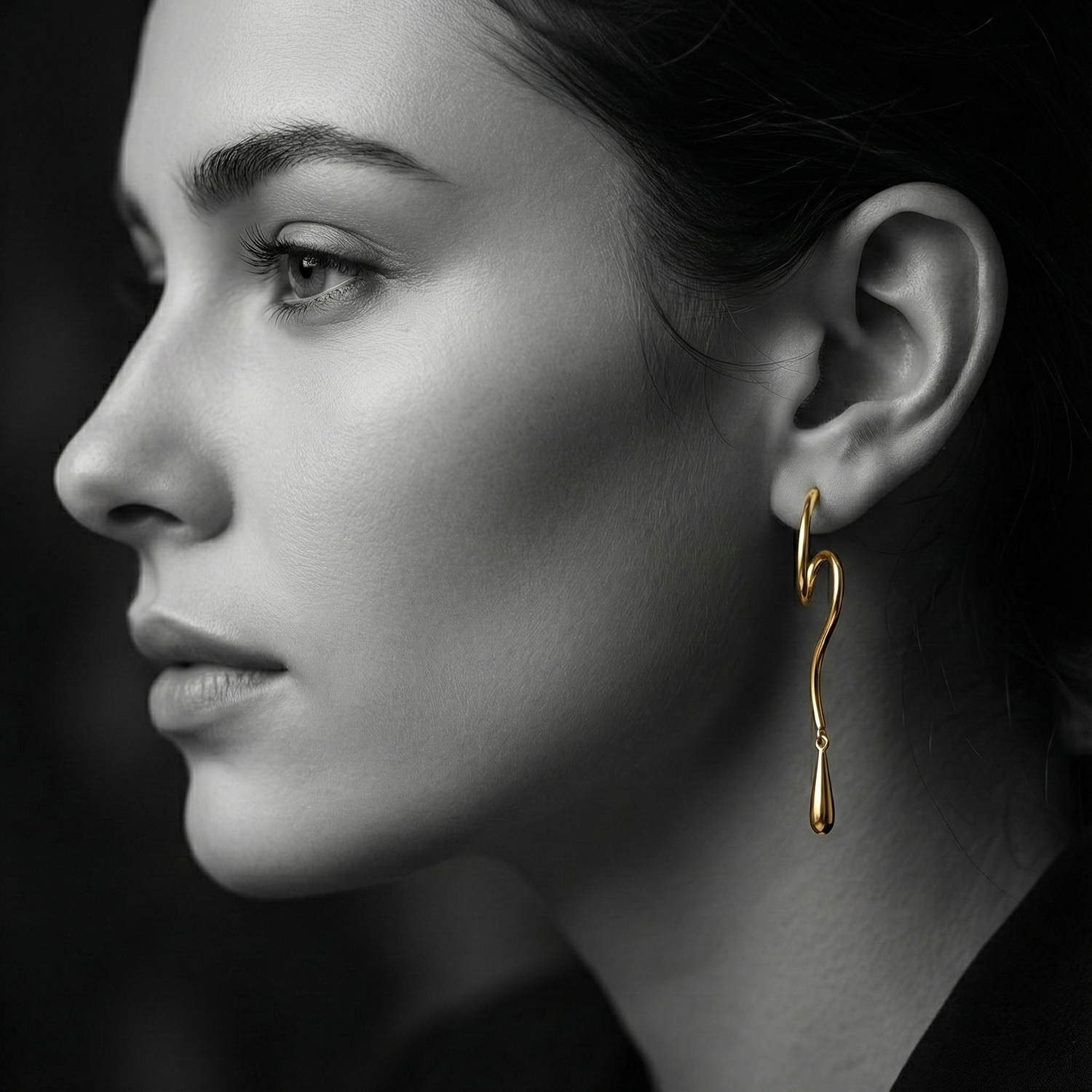 The Serene Loop Drop Earrings