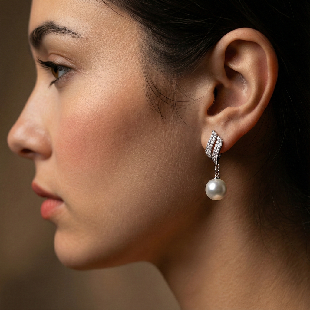 The Pearl Drift Earrings