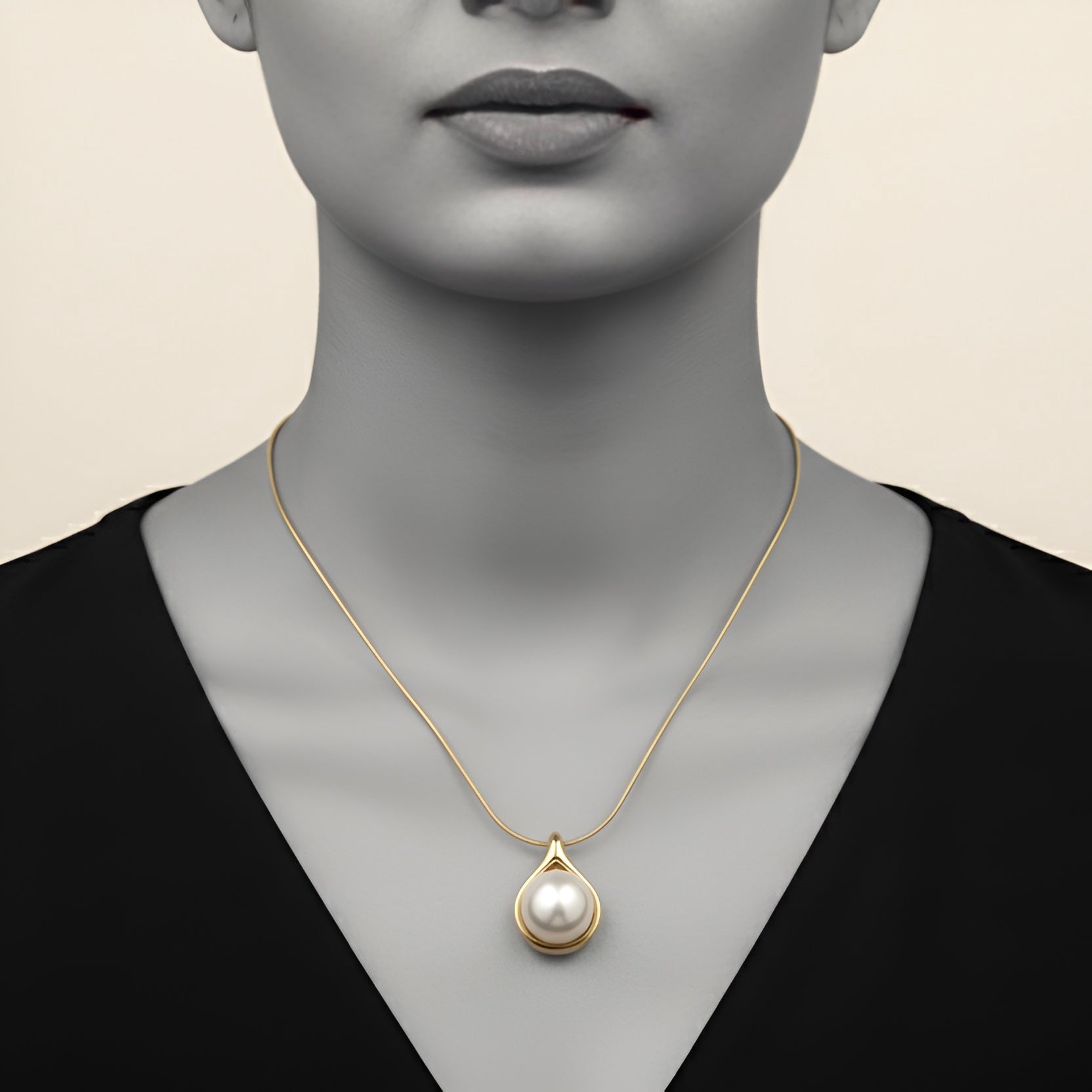 The Pearl Dewdrop Necklace