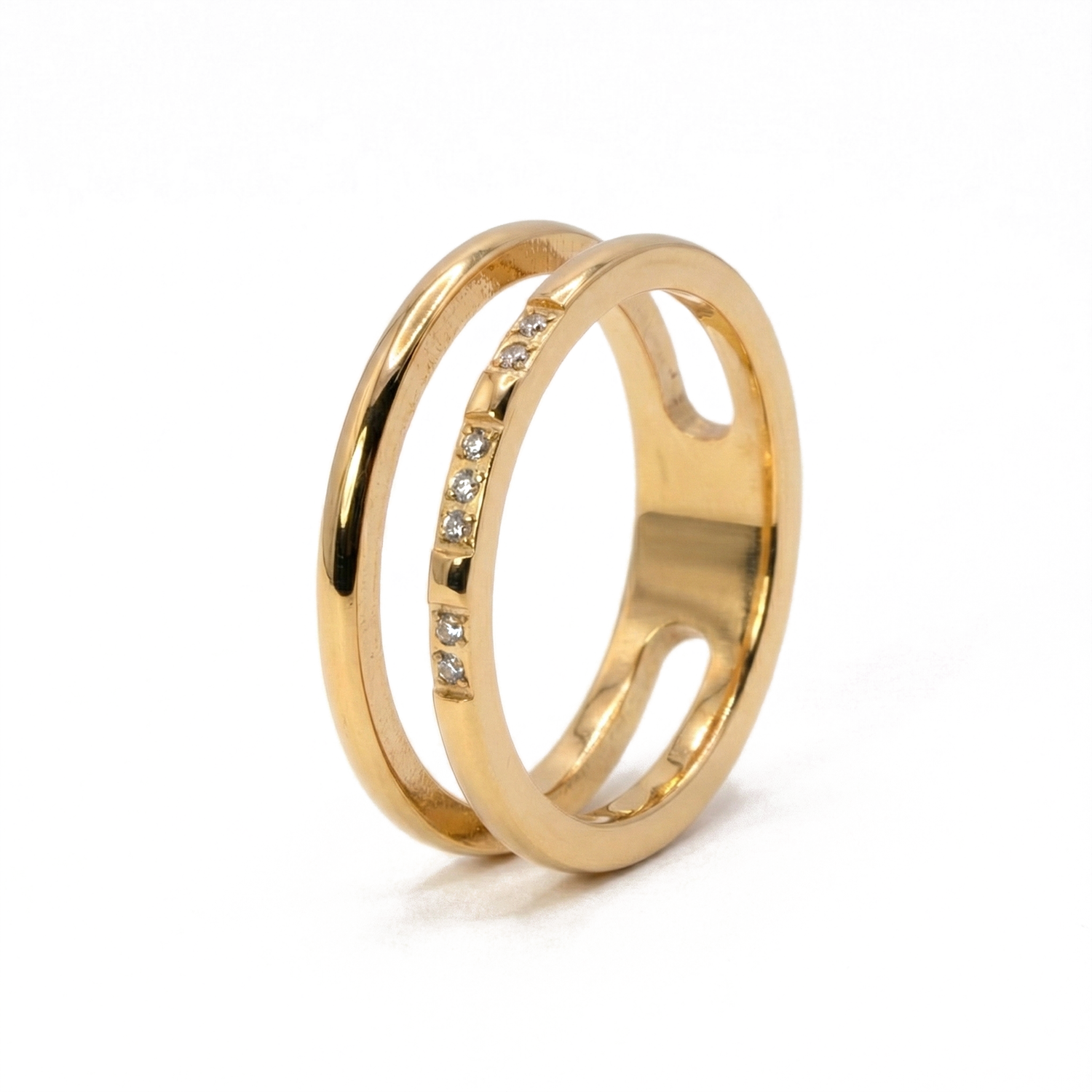 The Golden Orbit Ring